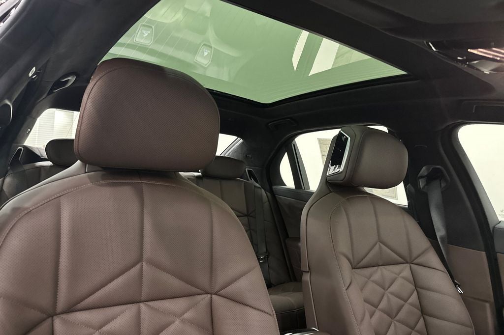 2026 BMW 7 Series 740i