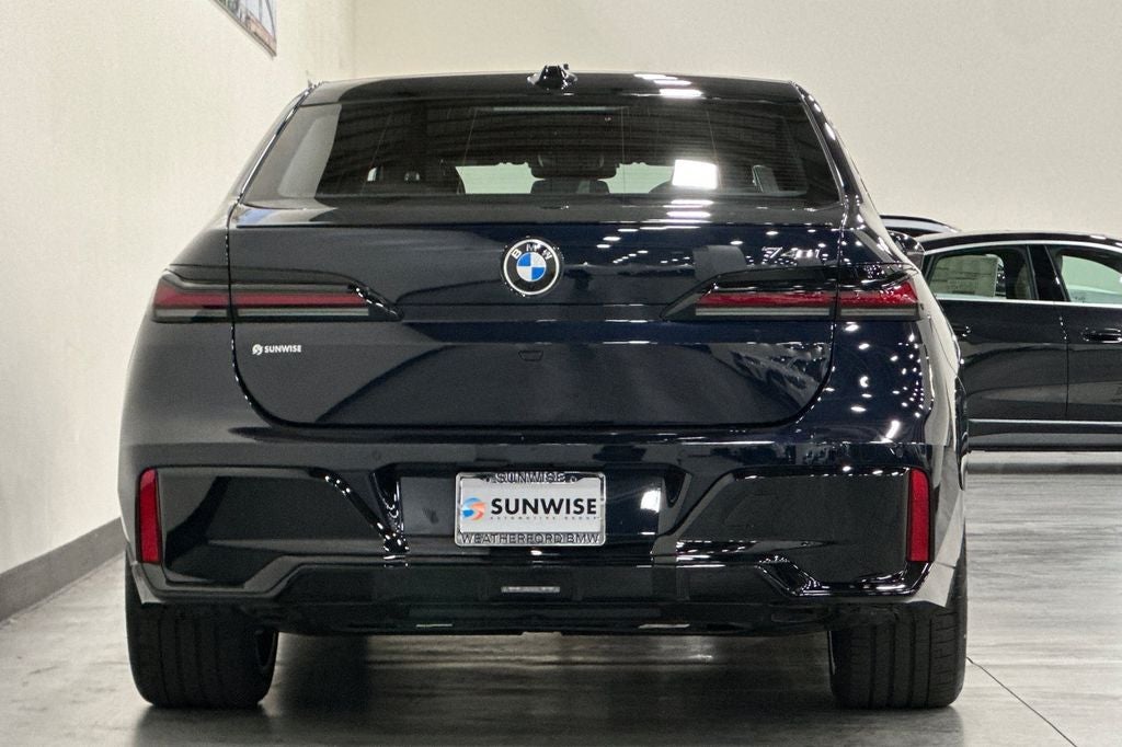 2026 BMW 7 Series 740i