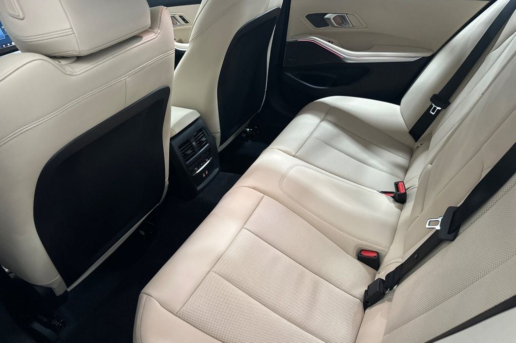 2026 BMW 3 Series 330i xDrive