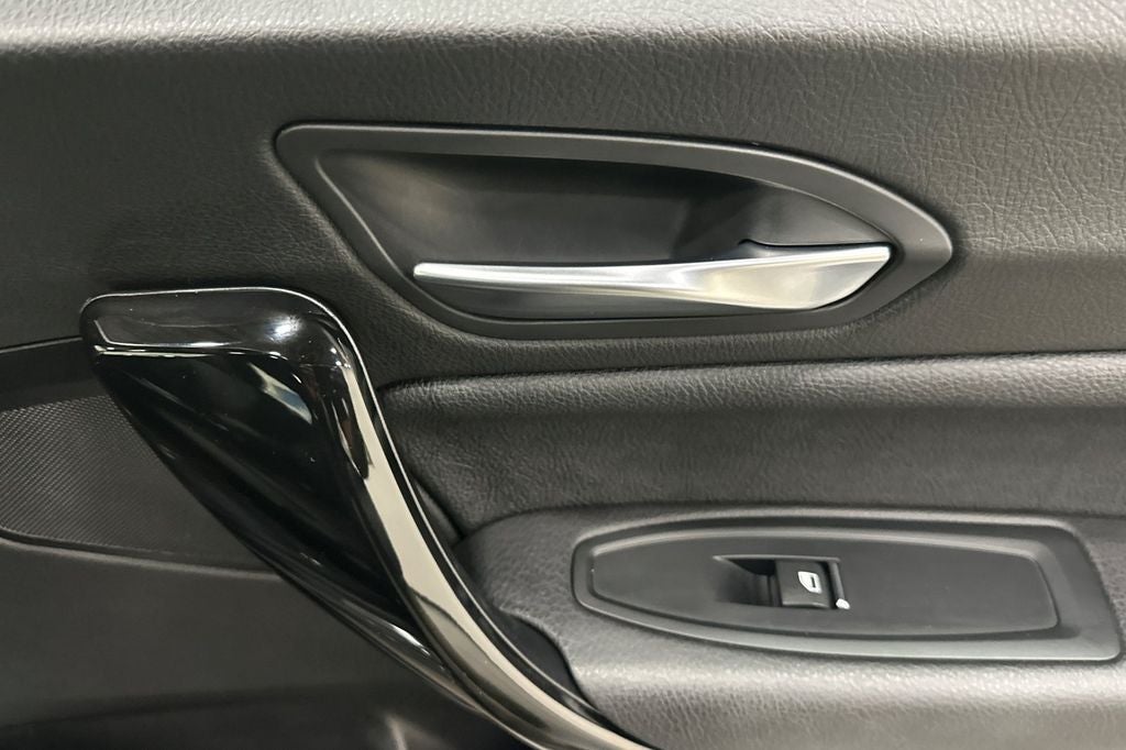 2018 BMW 2 Series 230i