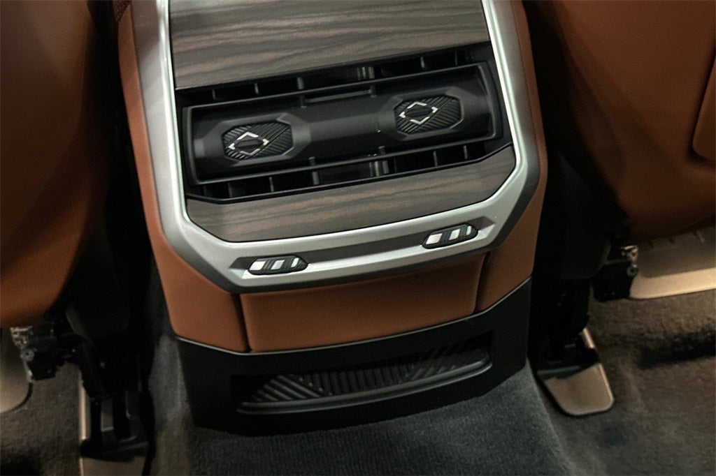 2023 BMW 7 Series 760i xDrive