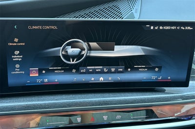 2025 BMW 7 Series 760i xDrive