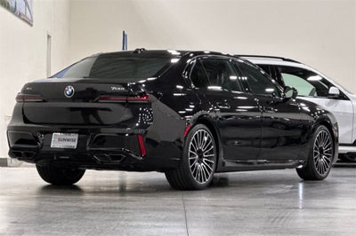2025 BMW 7 Series 760i xDrive