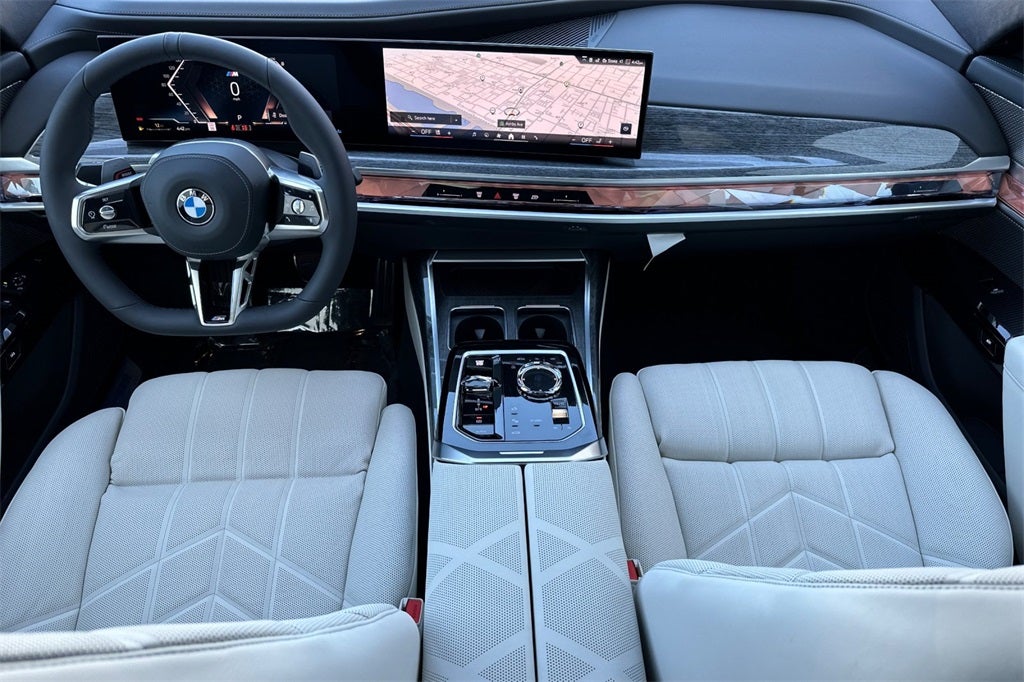2025 BMW 7 Series 760i xDrive