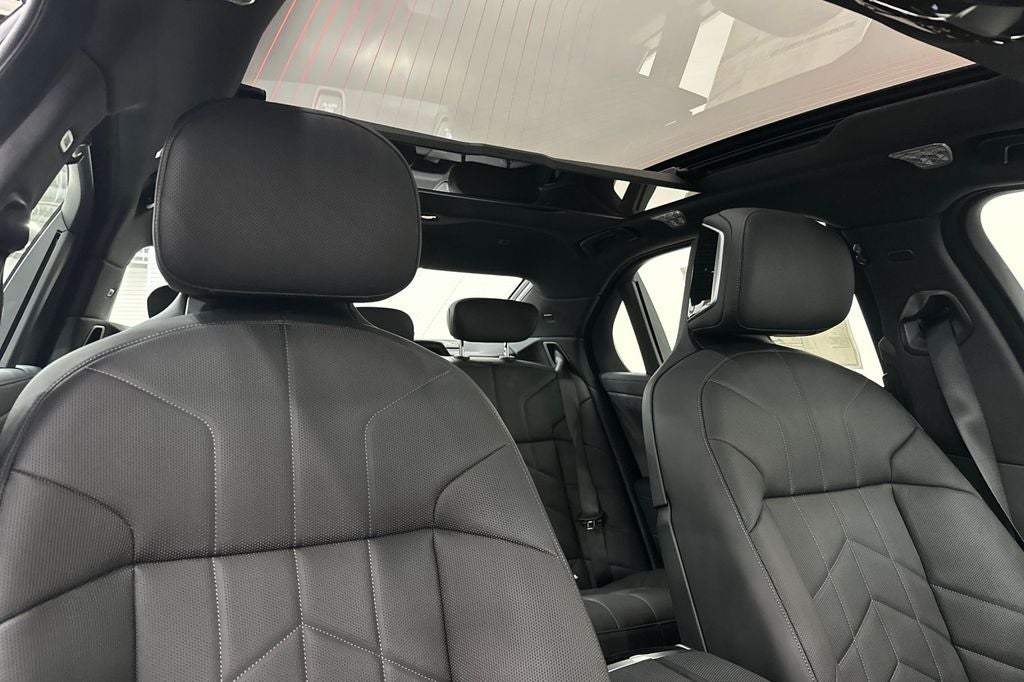 2026 BMW 7 Series 750e xDrive