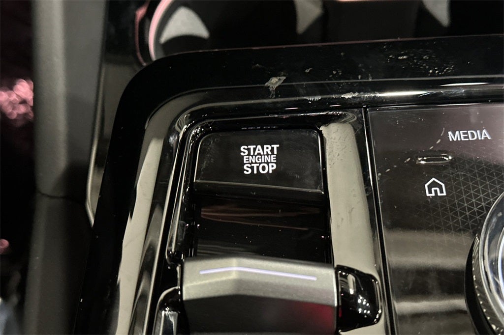 2026 BMW 5 Series 530i