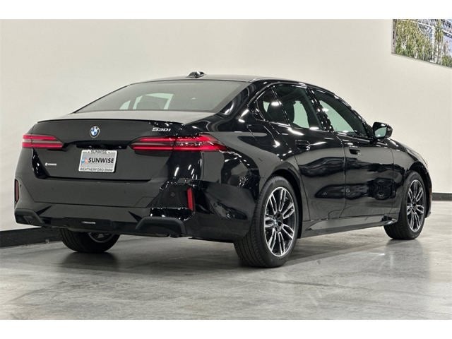 2026 BMW 5 Series 530i