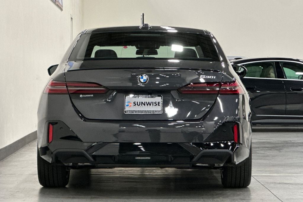 2026 BMW 5 Series 530i