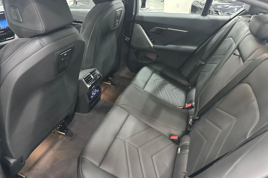 2026 BMW 5 Series 530i