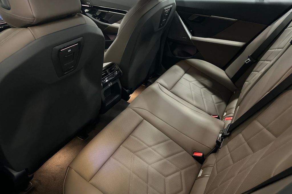 2026 BMW 5 Series 530i