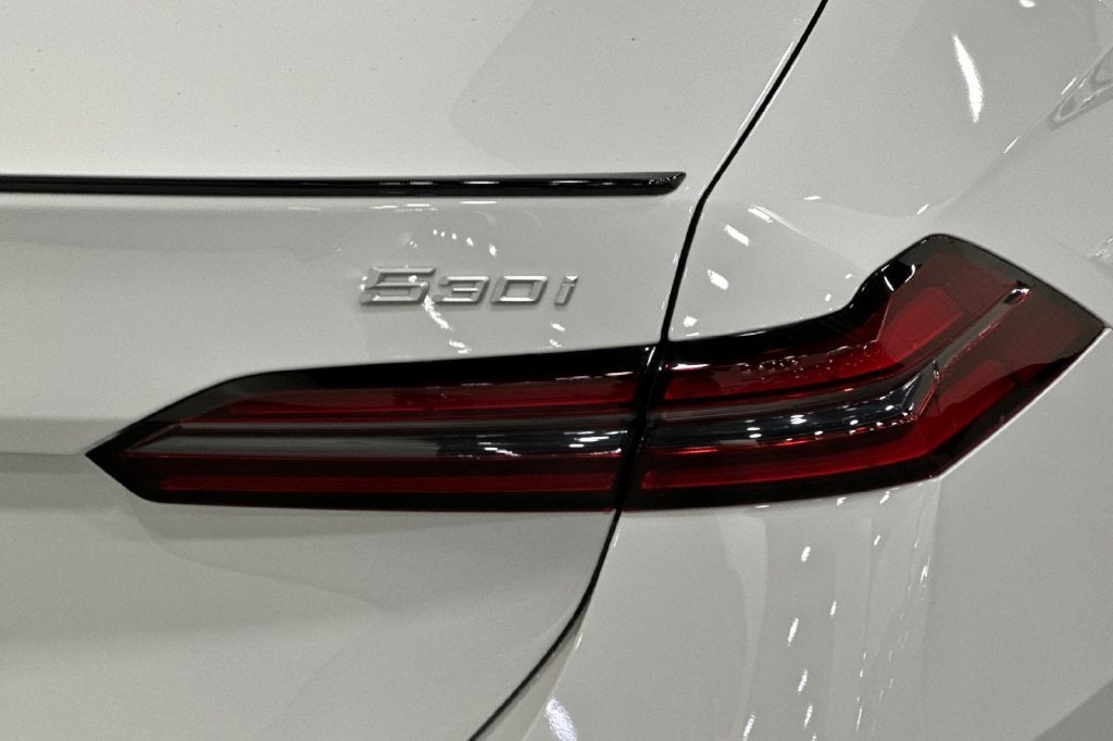 2027 BMW 5 Series 530i