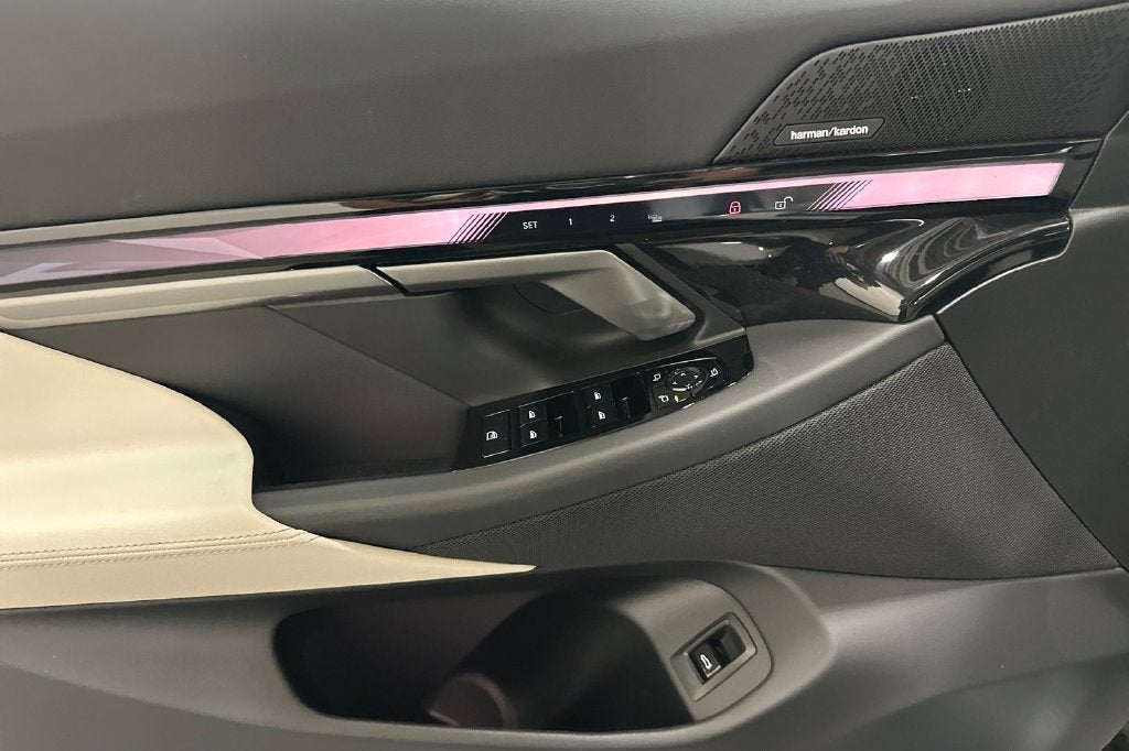 2027 BMW 5 Series 530i