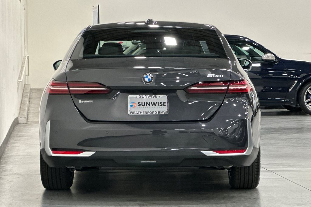 2026 BMW 5 Series 530i