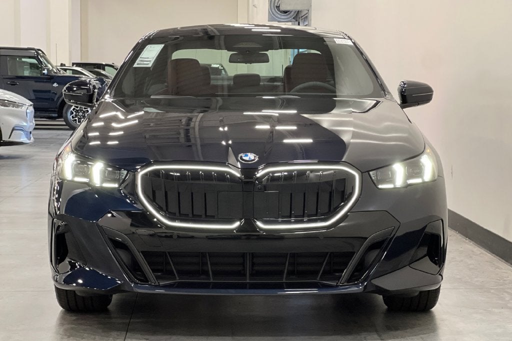2027 BMW 5 Series 530i