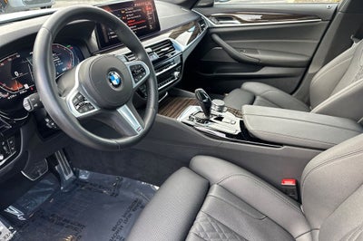 2023 BMW 5 Series 530i