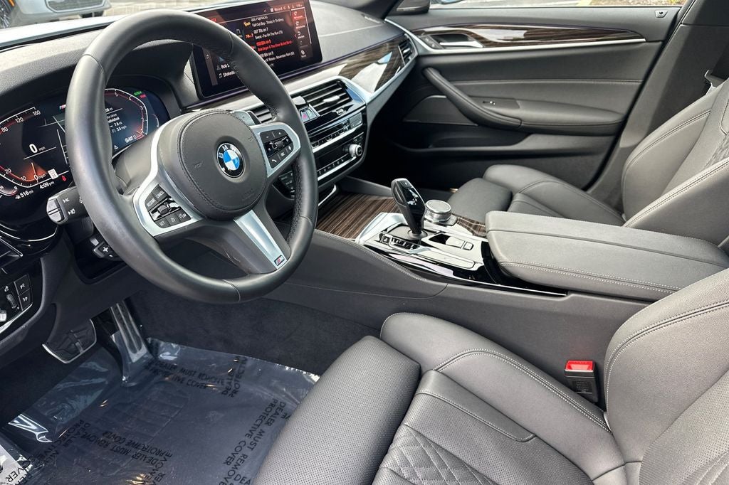 2023 BMW 5 Series 530i