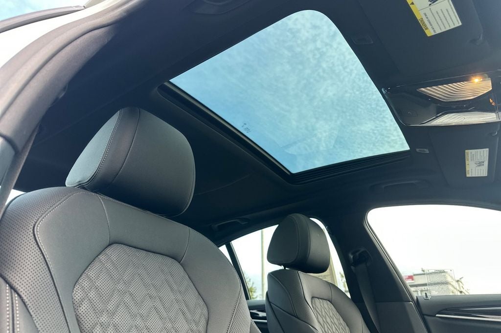 2023 BMW 5 Series 530i