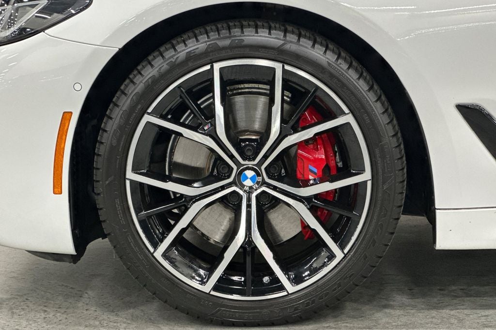 2023 BMW 5 Series 530i