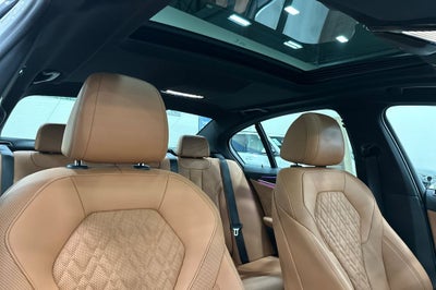 2023 BMW 5 Series 530i