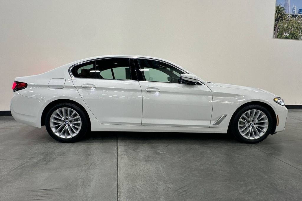 2023 BMW 5 Series 530i