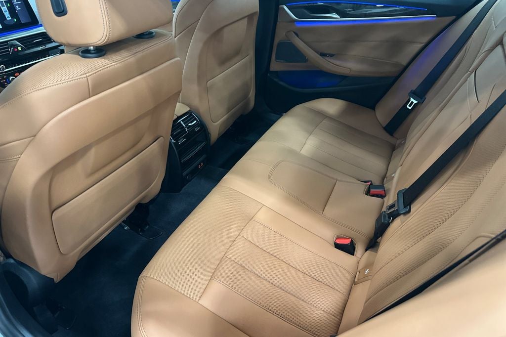 2023 BMW 5 Series 530i