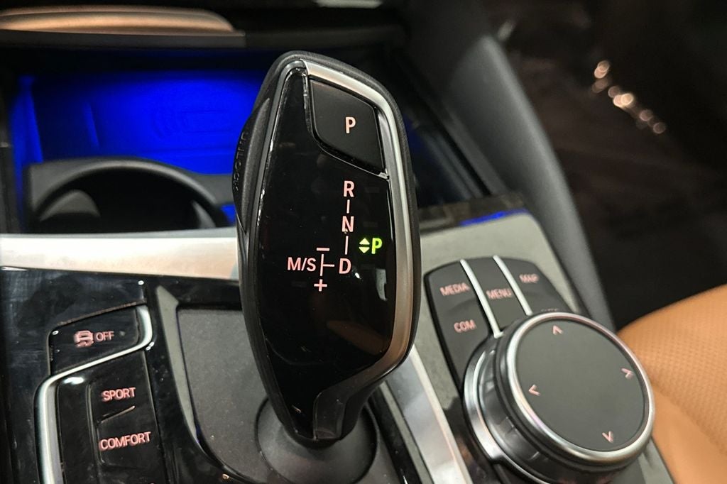 2023 BMW 5 Series 530i