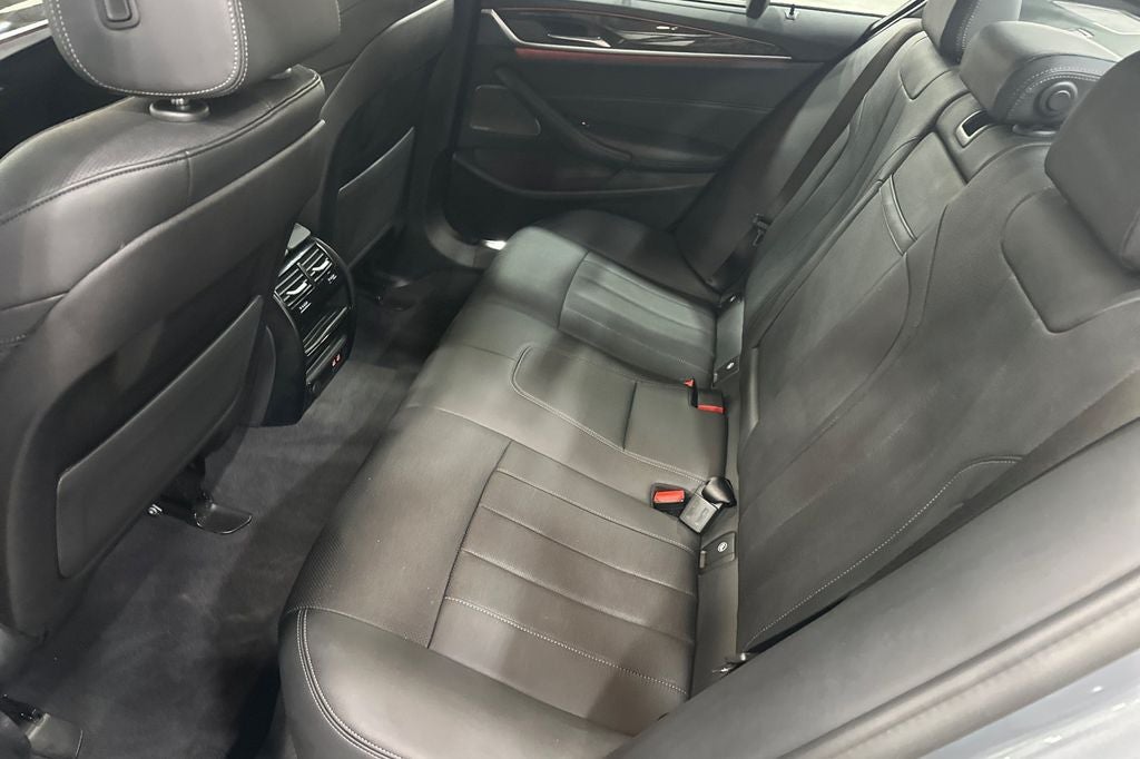 2023 BMW 5 Series 540i