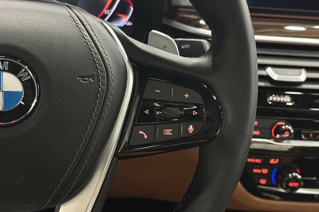 2023 BMW 5 Series 540i