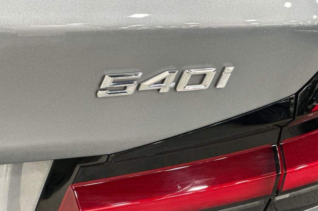 2023 BMW 5 Series 540i