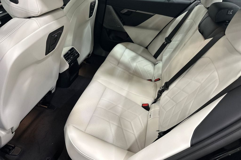 2026 BMW 5 Series 530i xDrive