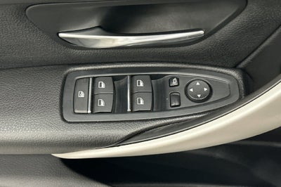 2018 BMW 3 Series 320i