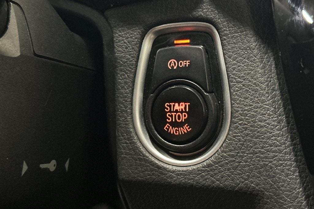 2018 BMW 3 Series 320i