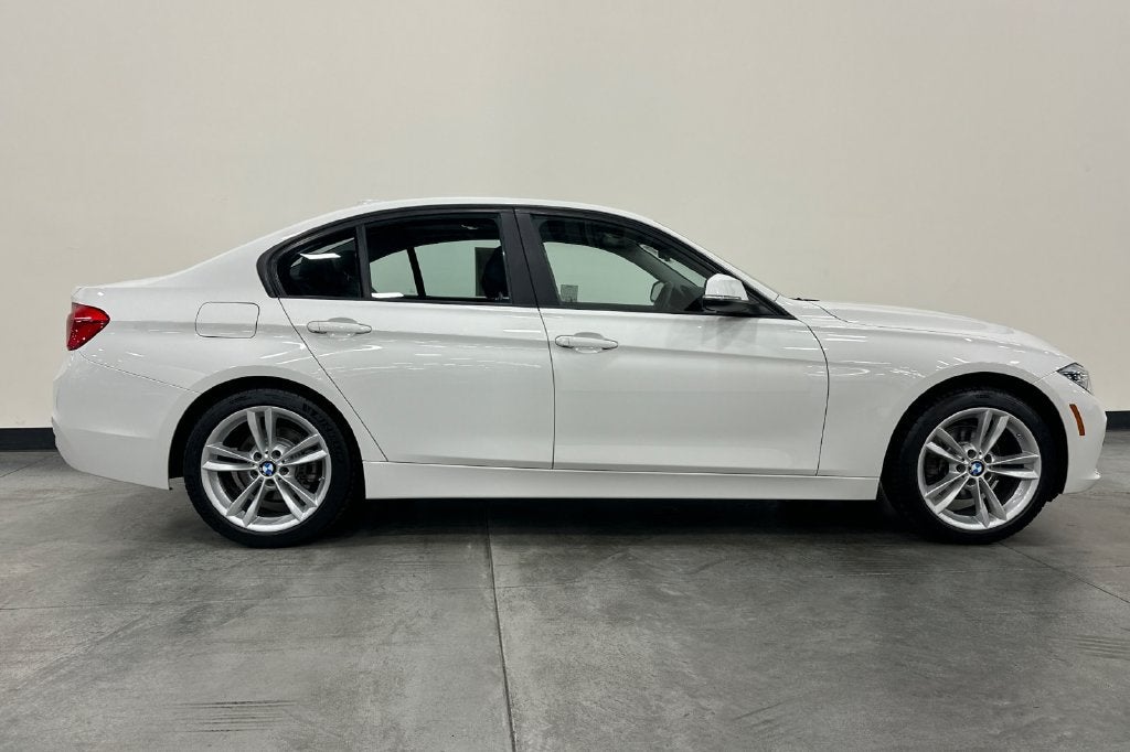 2018 BMW 3 Series 320i