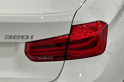 2018 BMW 3 Series 320i