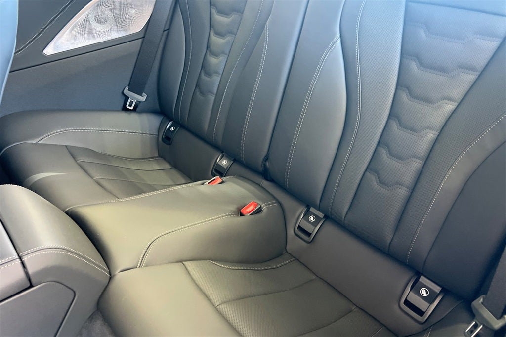 2026 BMW 8 Series M850i xDrive