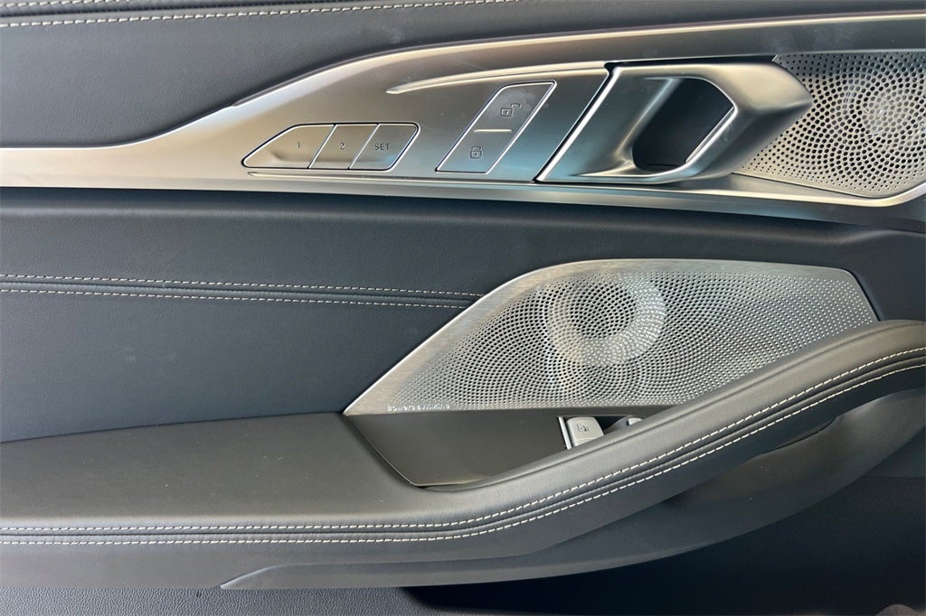 2026 BMW 8 Series M850i xDrive