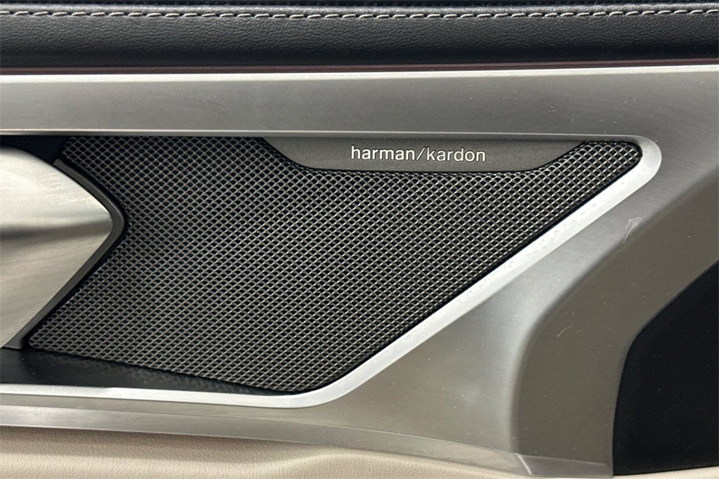 2023 BMW 8 Series 840i