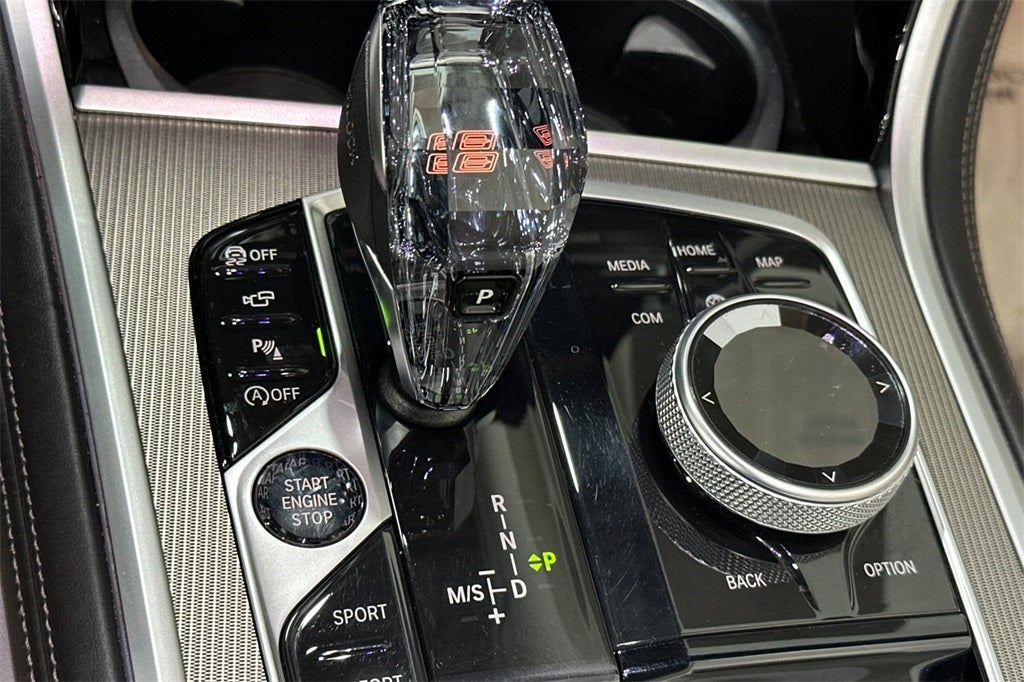 2023 BMW 8 Series 840i