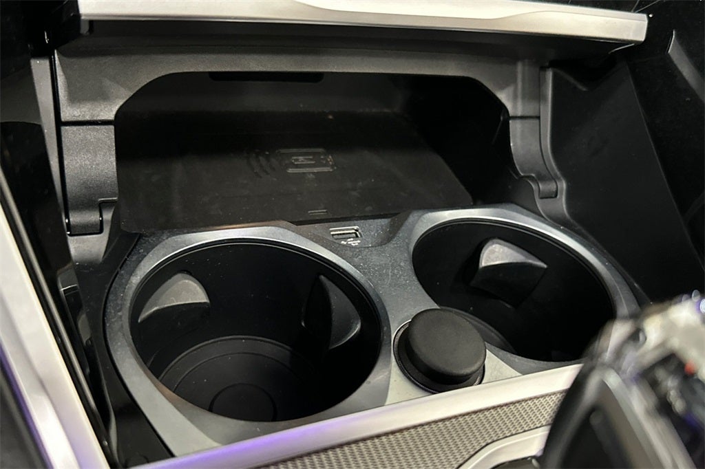 2023 BMW 8 Series 840i