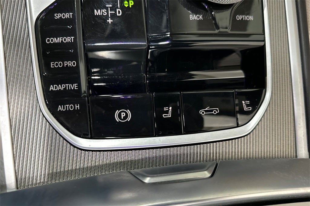 2023 BMW 8 Series 840i