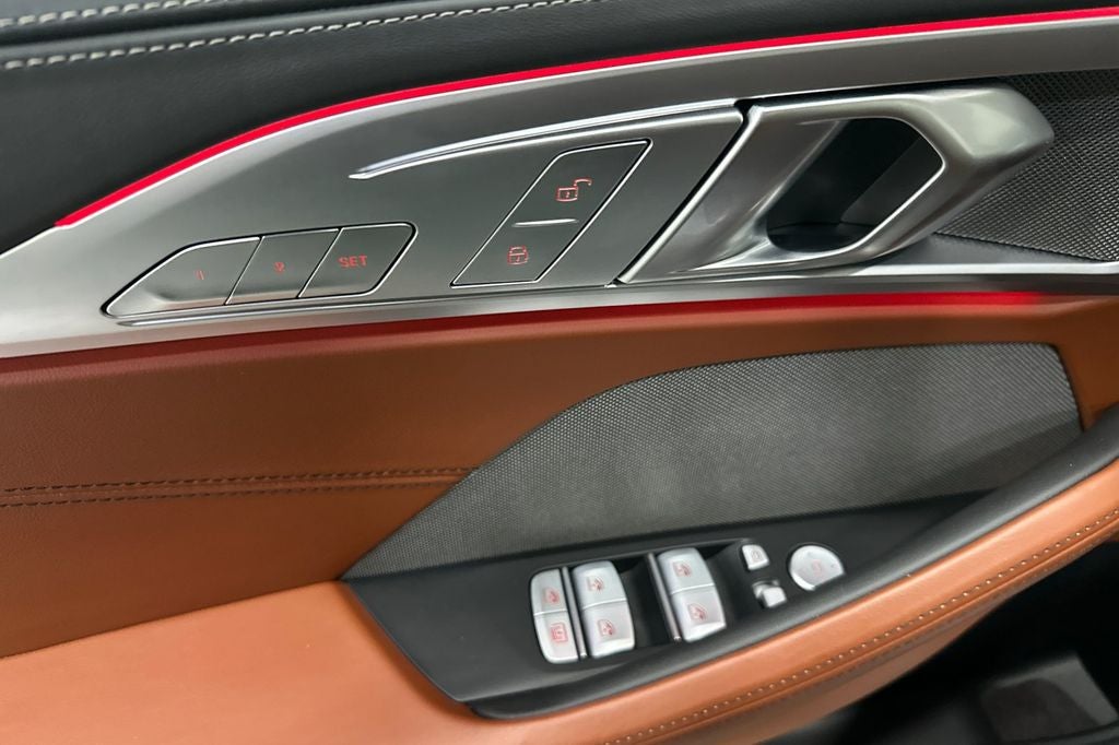 2025 BMW 8 Series 840