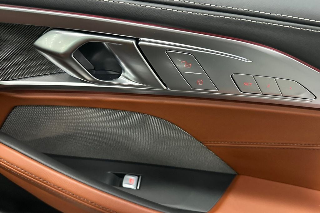 2025 BMW 8 Series 840