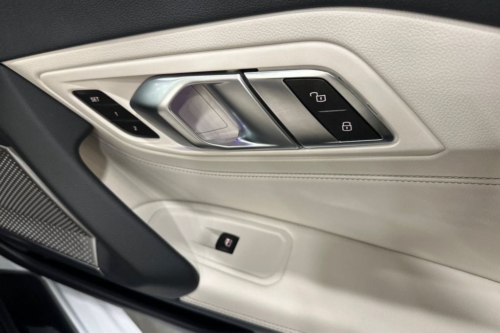 2025 BMW Z4 sDrive30i