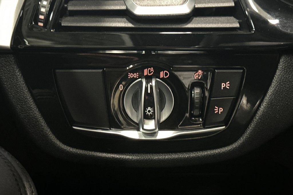 2019 BMW 5 Series 530e iPerformance