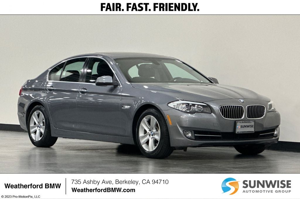 2013 BMW 5 Series 528i Sedan's photo