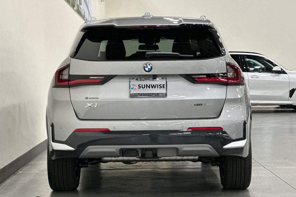 2027 BMW X1 xDrive28i