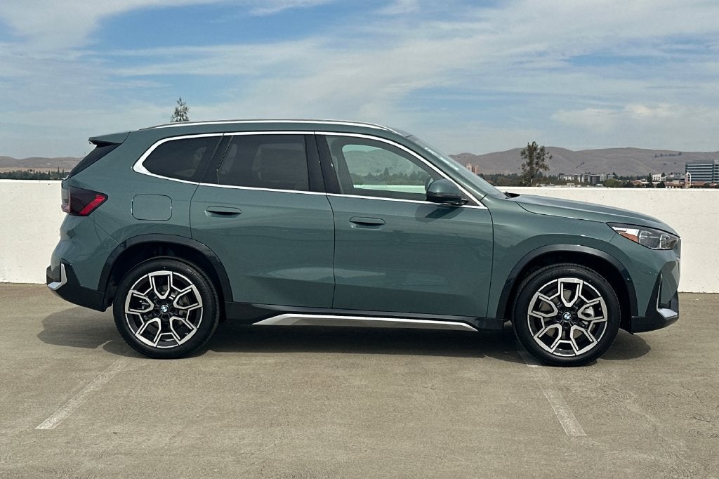 2027 BMW X1 xDrive28i