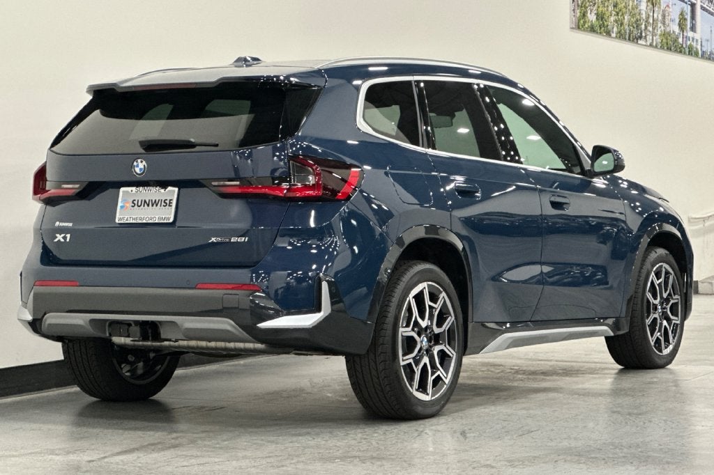 2027 BMW X1 xDrive28i