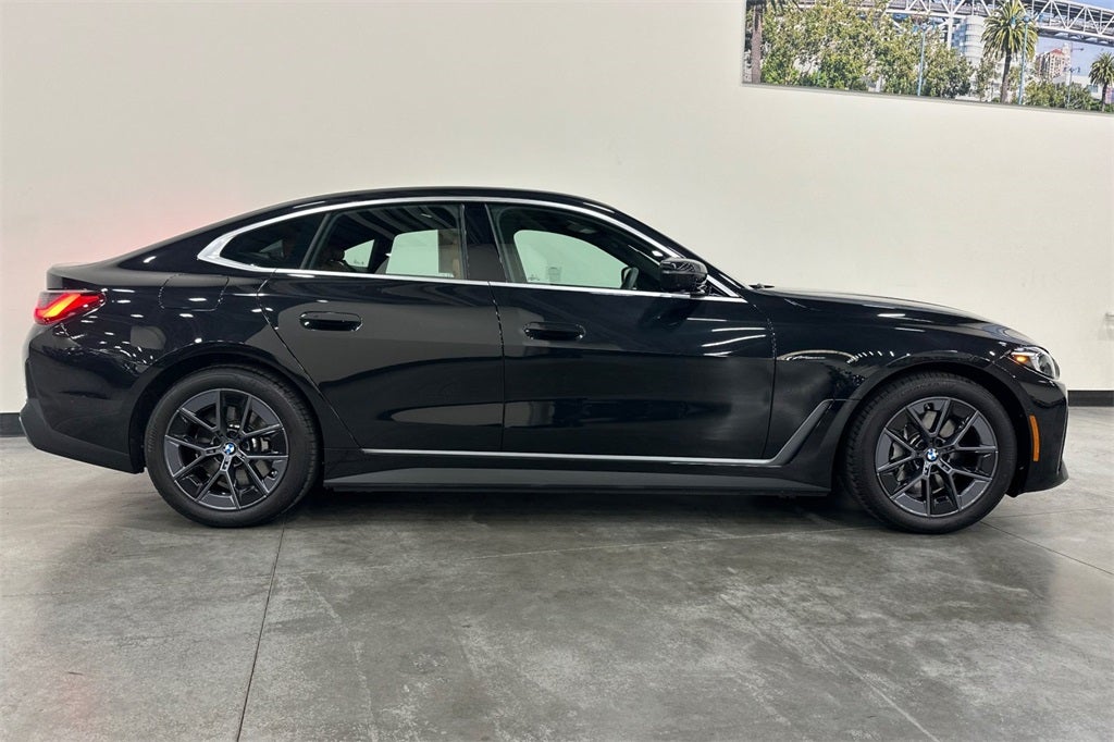 2025 BMW i4 eDrive40