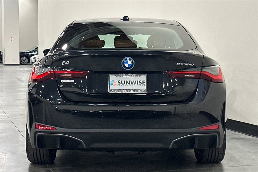2025 BMW i4 eDrive40